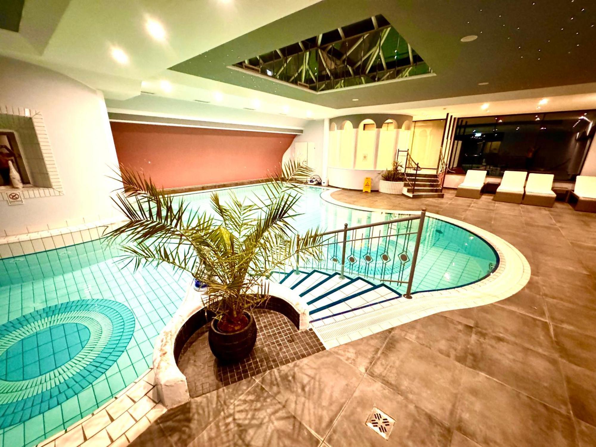 25H Spa-Residenz Best Sleep Privat Garden & Pools Neusiedl am See Luaran gambar